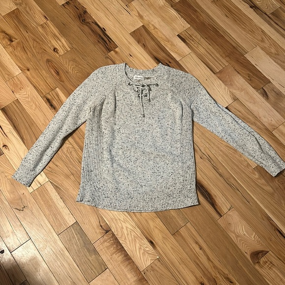 Calvin Klein Gray Sweater - Picture 1 of 3